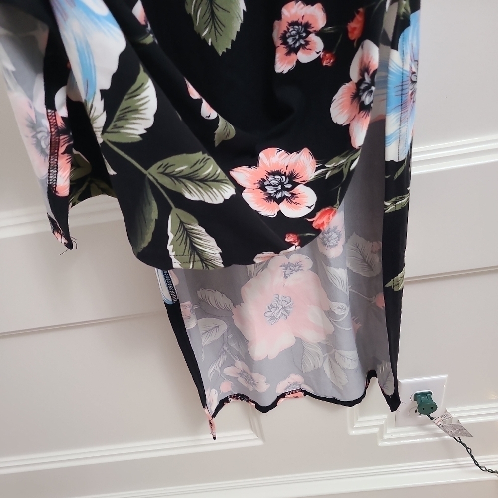 NEW Emily Stacy Women Black Floral Casual Spaghettis Strap Dress S. MSRP $50 - Picture 4 of 5